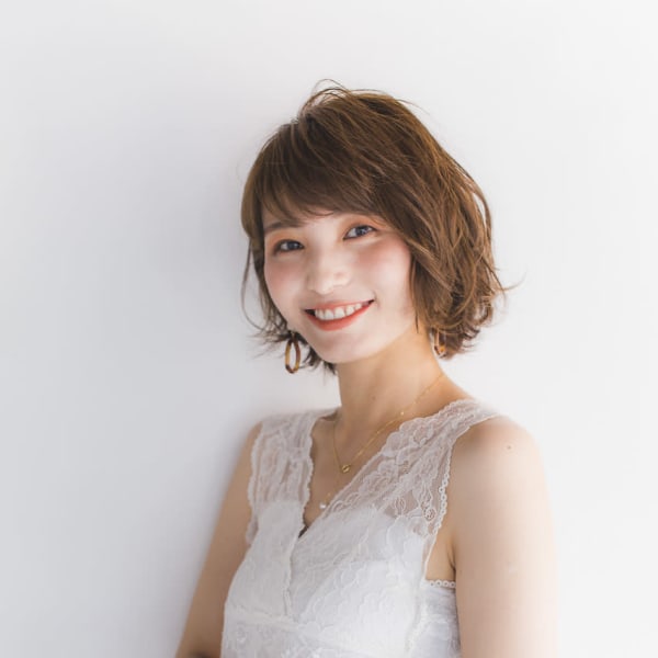 大人愛され無造作カール丸みセンシュアルショートボブ