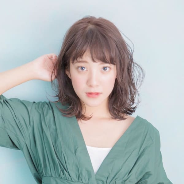 くびれミディ　【武蔵小杉美容室　abinto】