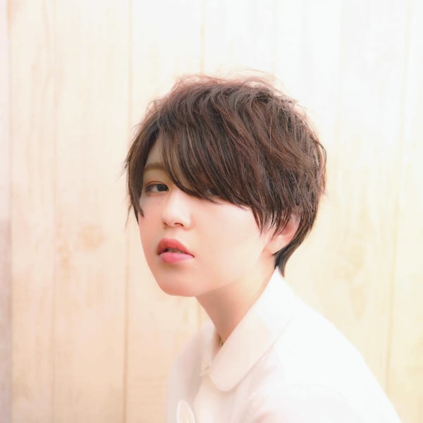 前髪長め大人ショート