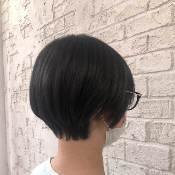 首元スッキリ似合わせショートカットマニッシュショート7002