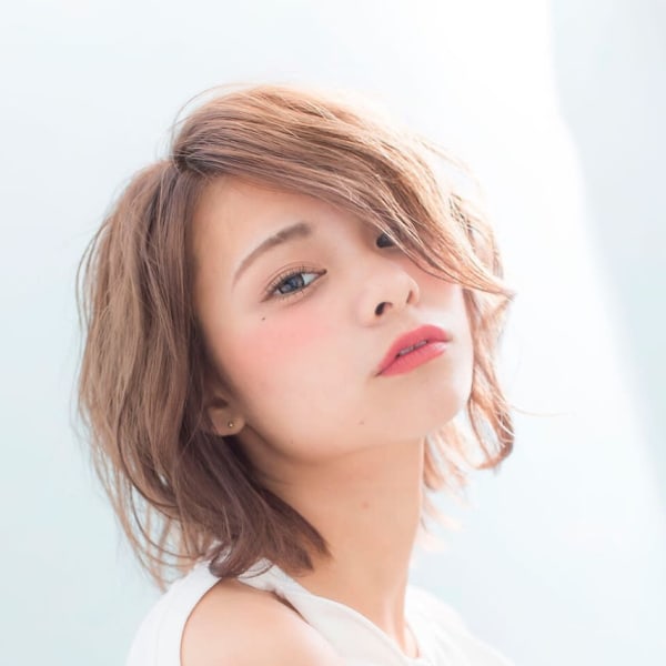 色っぽニュアンスパーマ×ひし形くびれセミディ【abinto】