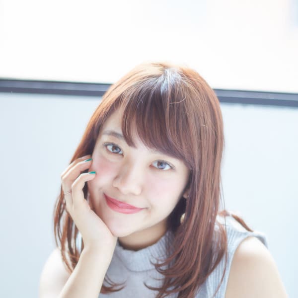 こなれ感のナチュラルストレート【武蔵小杉　abinto】