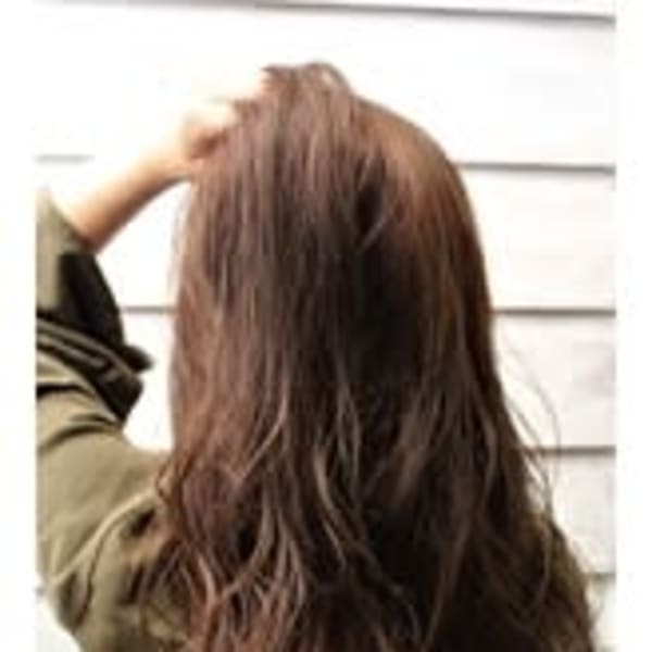 カーキアッシュ×ブラウン|hair lounge comorebi