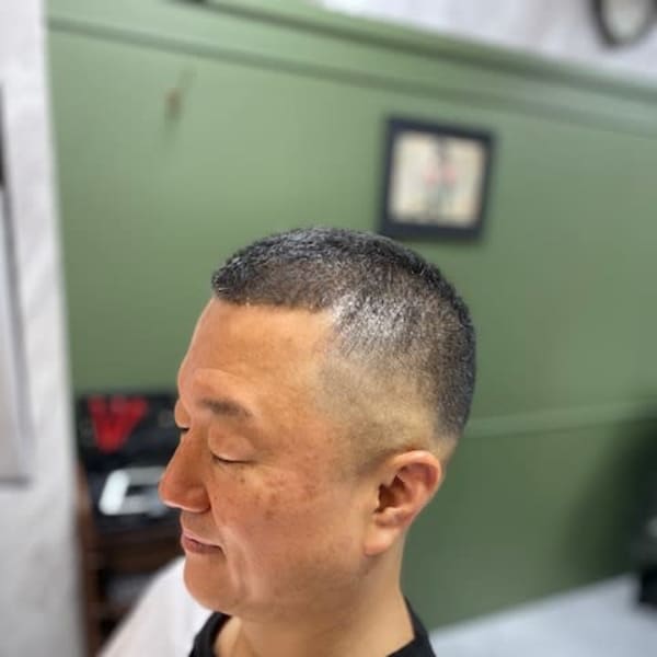ホテルbarberでスキンフェード