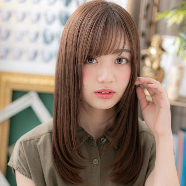 透け感斜めバング♪前下がり小顔ワンカール　ナチュラルカラー