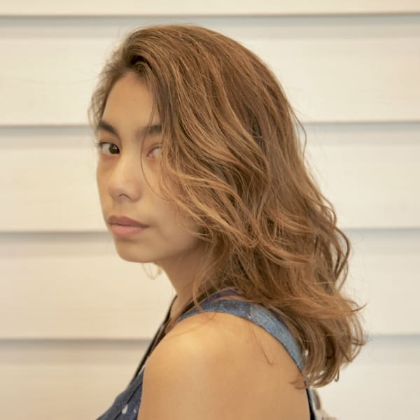 明るいカラーが好きな人へ【西海岸風ハイライト】