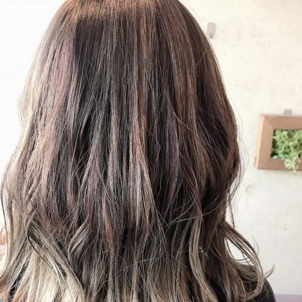 グレージュグラデーションカラー&ハイライト