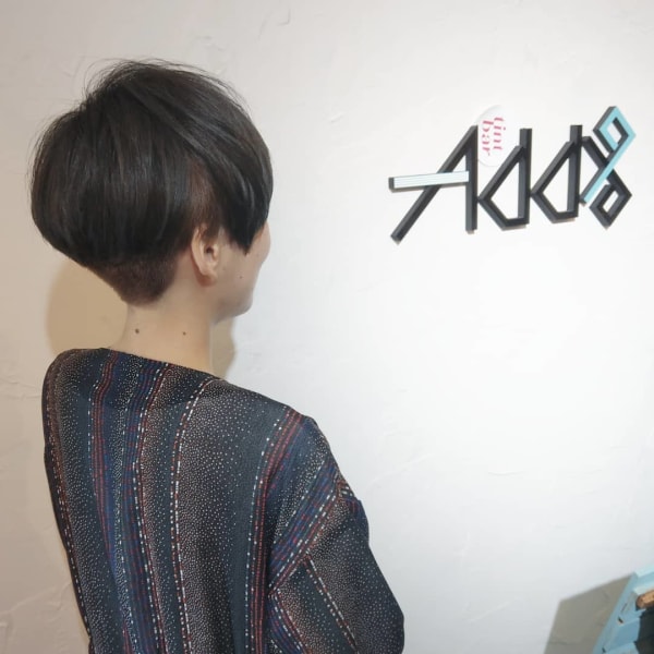 ツーブロック女子 マッシュボブ 刈り上げ女子 ショート女子