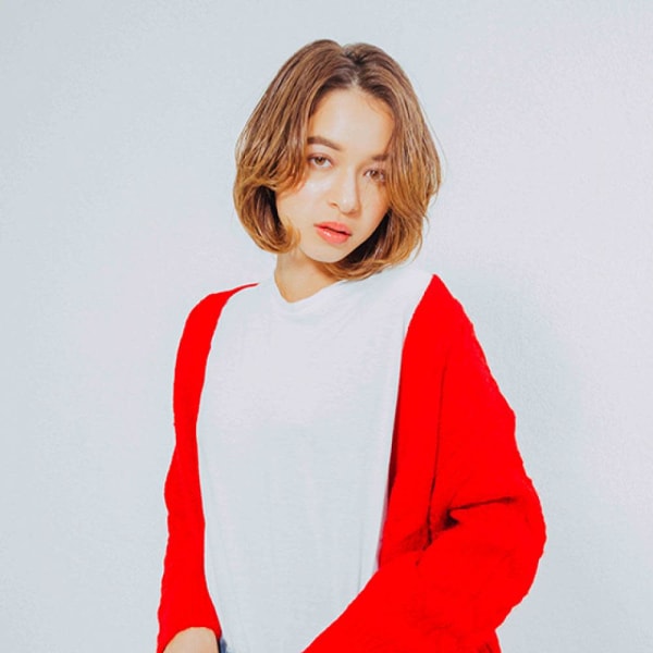 ナチュラルミディアムボブ