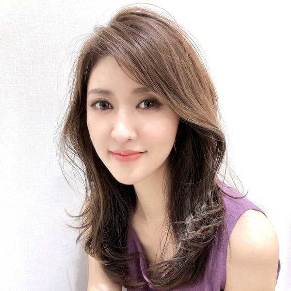 もて愛され30代40代ふんわりレイヤースタイル EVE