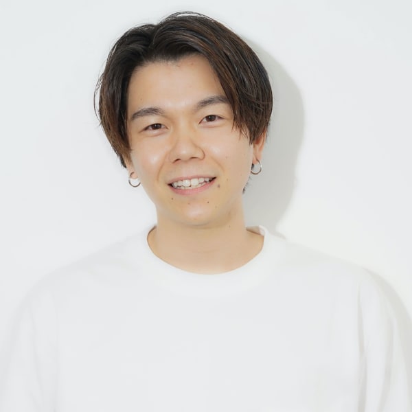 岡田有加 Air Ginza エアーギンザ のスタッフ 美容院 美容室を予約するなら楽天ビューティ