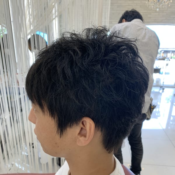 【QUALIS】パーマ風フロントストレートスタイル