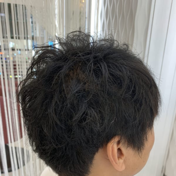 【QUALIS】パーマ風フロントストレートスタイル
