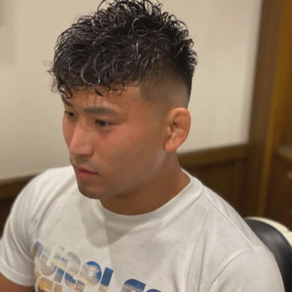 スキンフェード ショートパーマ