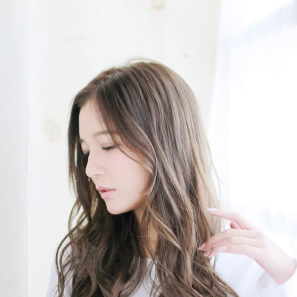 愛され波パーマ|北千住 美容院cocono salon HANARE髪質改善