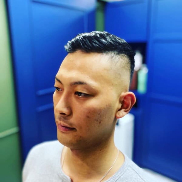 ホテルbarberでスキンフェード