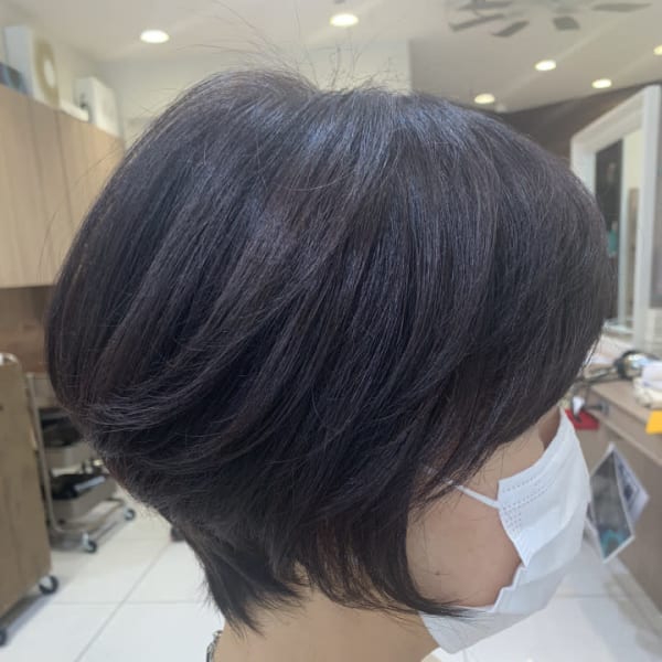 ミセスに人気のふんわりショート【Ash元住吉店ヘアスタイル】