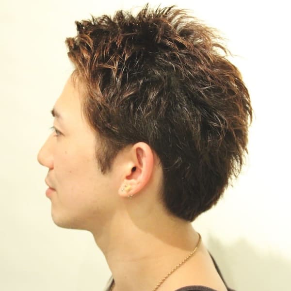 前髪をあげた爽やかモテ髪ショート