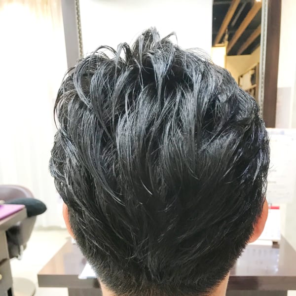 【QUALIS】さわやかツーブロックビジネススタイル