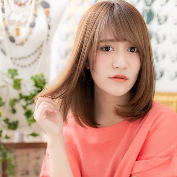 外国人風ミルクティーブラウン小顔耳かけロブ レイヤーカット