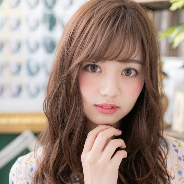 大人かわいい小顔くせ毛風フリンジウェーブ ゆるふわ