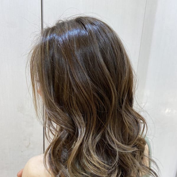 ハイライトカラー ミルクティグレージュ