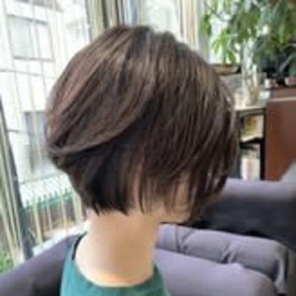 QUALIS/ショートボブ/ショート/丸みショート/耳かけ