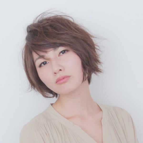 大人かわいいひし形シルエット小顔ショート