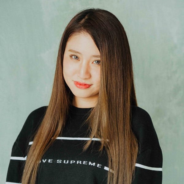 ツヤ髪ロングレイヤー