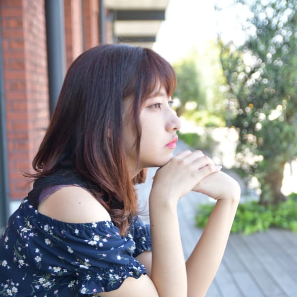 風を感じるニュアンスミディアムレイヤー♪