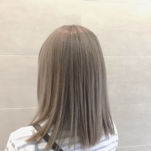 透明感×グレージュカラー【石黒聡子】|BONECCA鶴見/髪質改善/白髪ぼかし/ハイライト