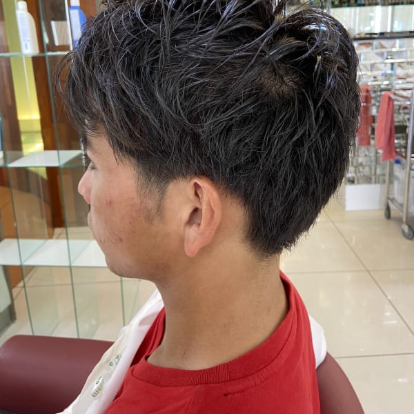 【QUALIS】アシメ/刈り上げ/ツーブロ/束感ショート