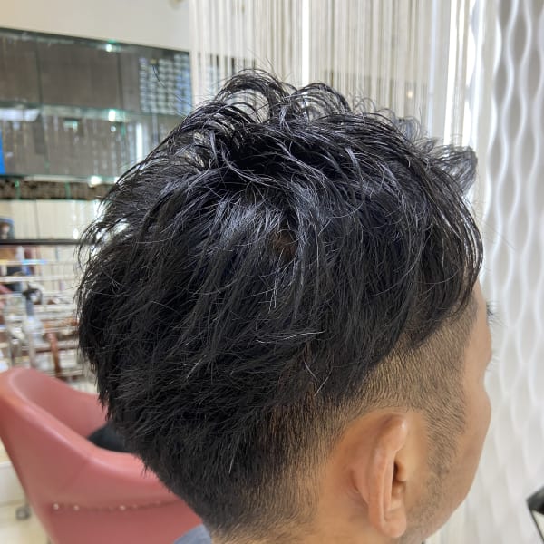 【QUALIS】ツーブロ/フェードスタイル/アップバング