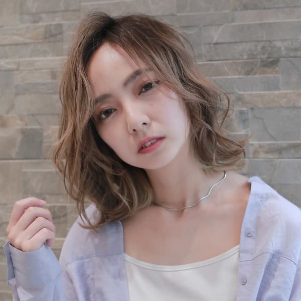 上品な綺麗めスタイル!外ハネ