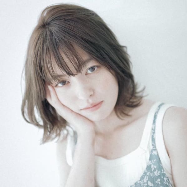 《中目黒サロンe's》ツヤ髪透明感カラー×外はねボブ【諸星】