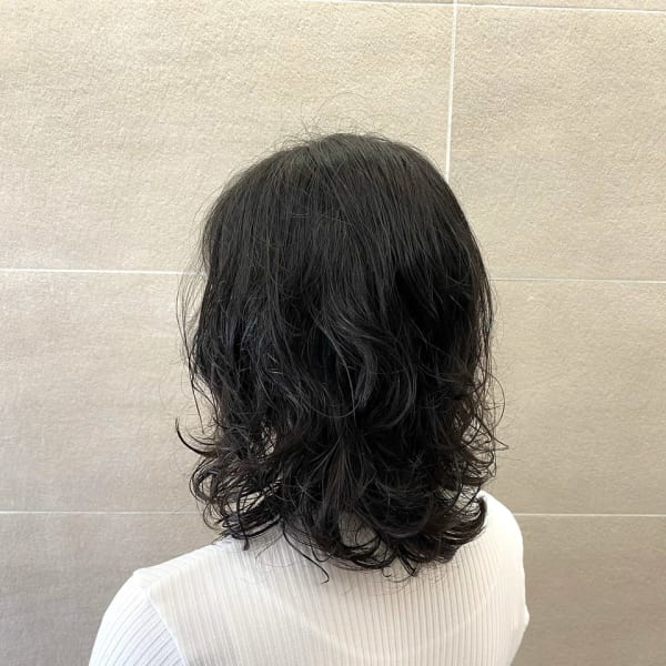 ウルフ×ワンカール×パーマ【岩井優】|BONECCA鶴見/髪質改善/白髪ぼかし/ハイライト