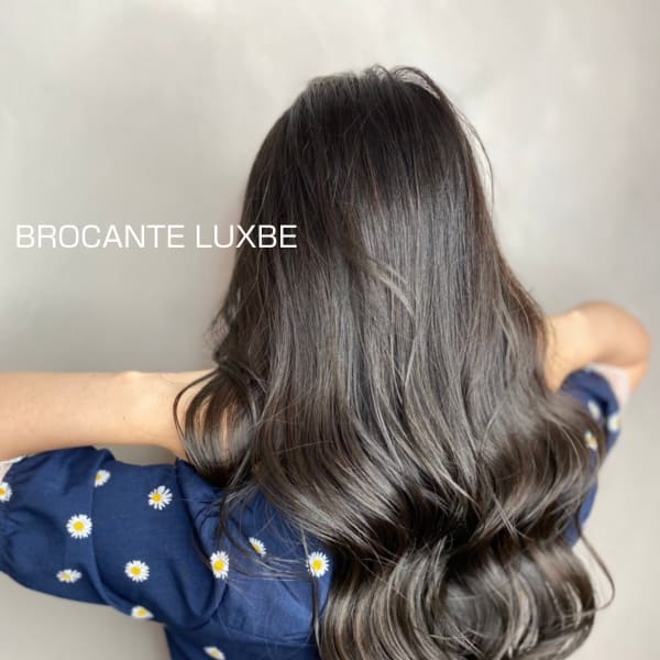 ヨシンモリ アレンジ 透明感カラー ロング 韓国 カール