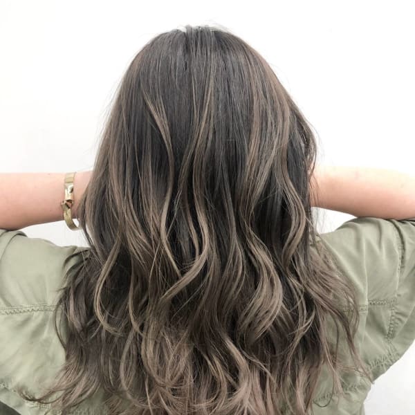 カーキーバレイヤージュ