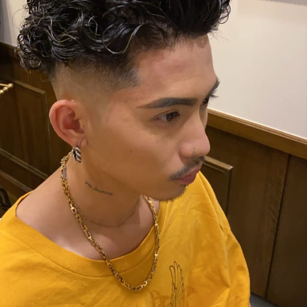 スキンフェード かきあげパーマ 【理容室/飯田橋/神楽坂】