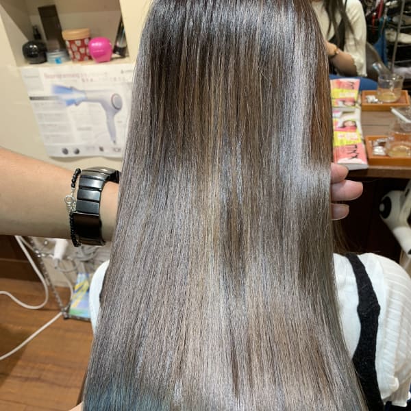 透明感カラー+髪質・質感改善トリートメント|MESAMIES