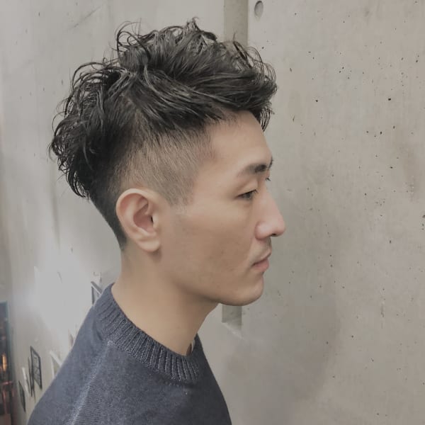 メンズのオススメ順 パーマ 外国人風 ショートの髪型 ヘアスタイル 楽天ビューティ