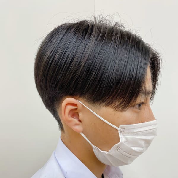 センターパート前下がりメンズ