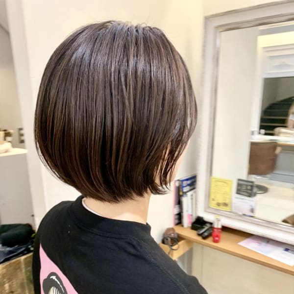 横浜20代30代40代小顔寄り添いまるみくびれショート15