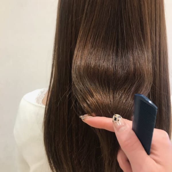 綺麗すぎて、ごめんなさい。極上のウルツヤ髪。詳細はこちらへ！|u'i by first