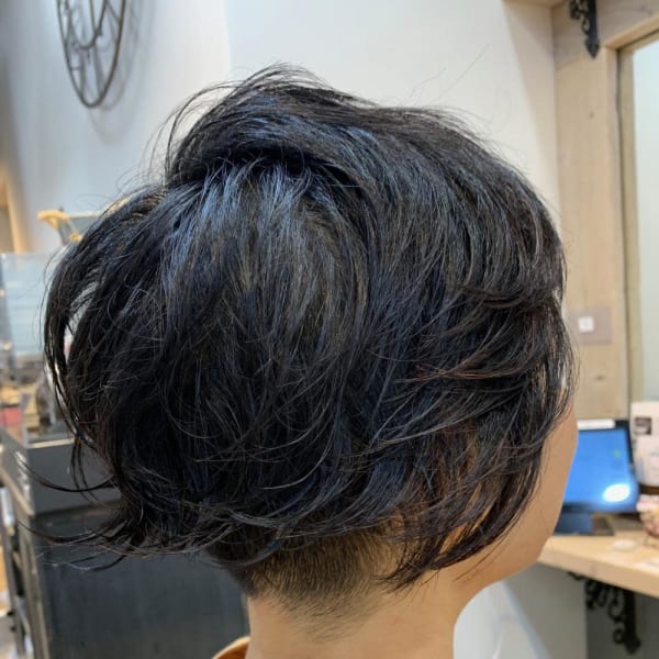 刈り上げスタイルで冬物を着こなそう^^