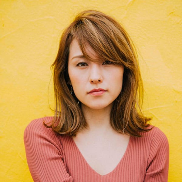 斜めバング外ハネセミディ