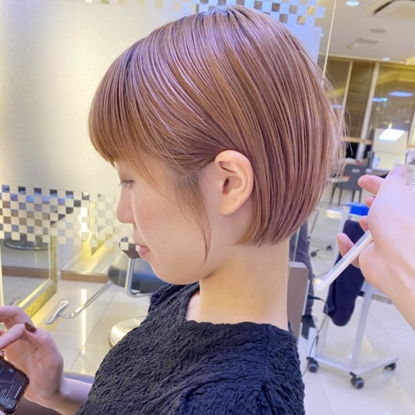 パツッとラインショートボブ