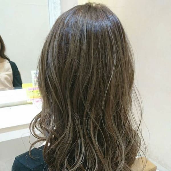 エレガントグレージュカラー