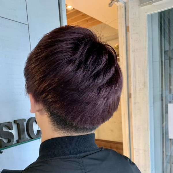 ワインレッドカラー Physics フィジックス のヘアスタイル 美容院 美容室を予約するなら楽天ビューティ