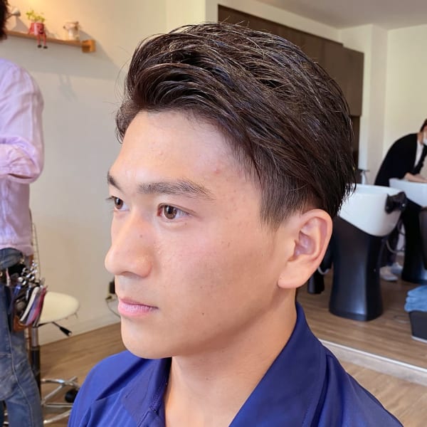 ツーブロックかりあげスタイル|Hair salon Sr